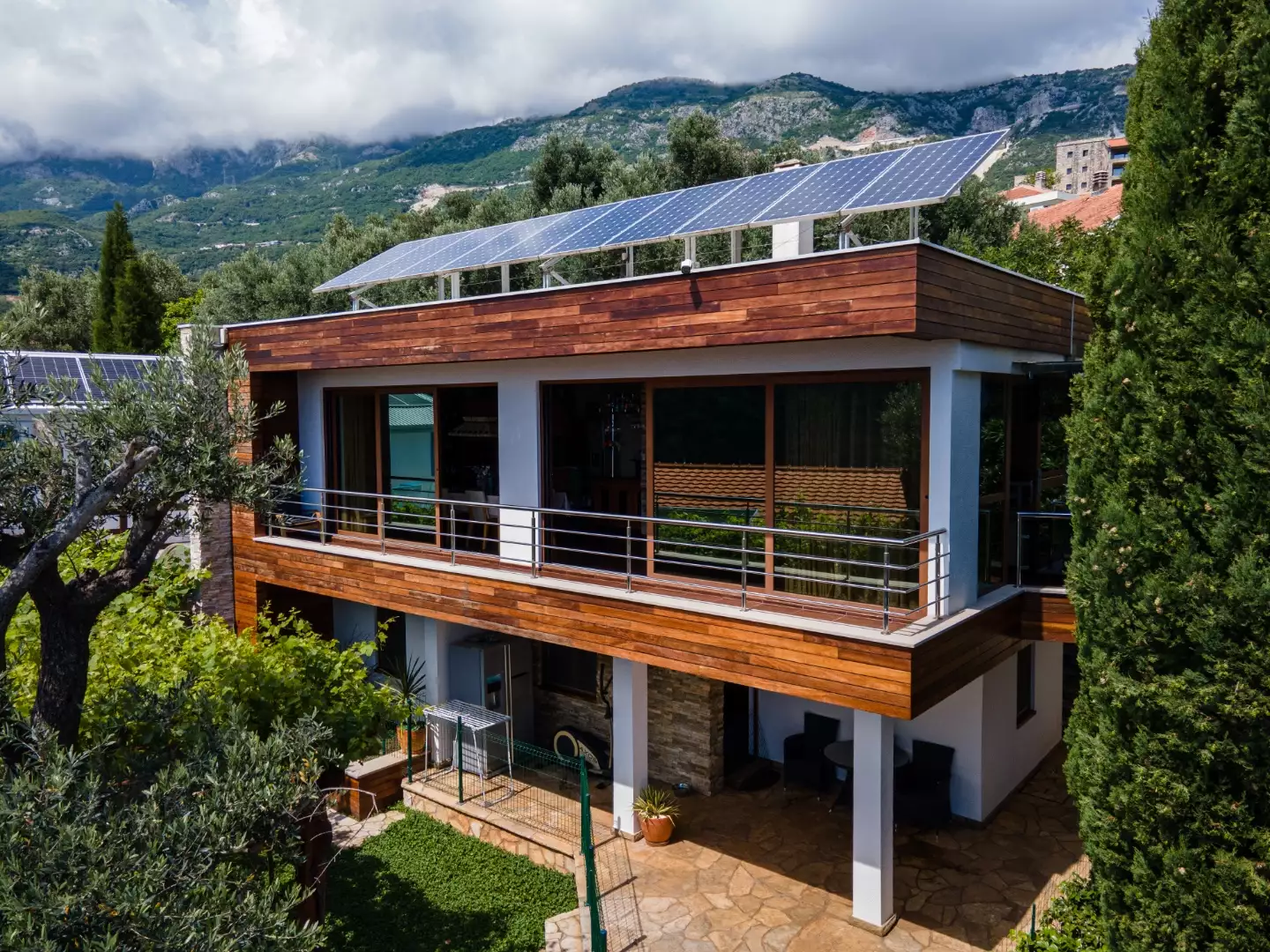 Hotels 435m² in Montenegro, Becici. Priced at 3700000€ rent photo-5