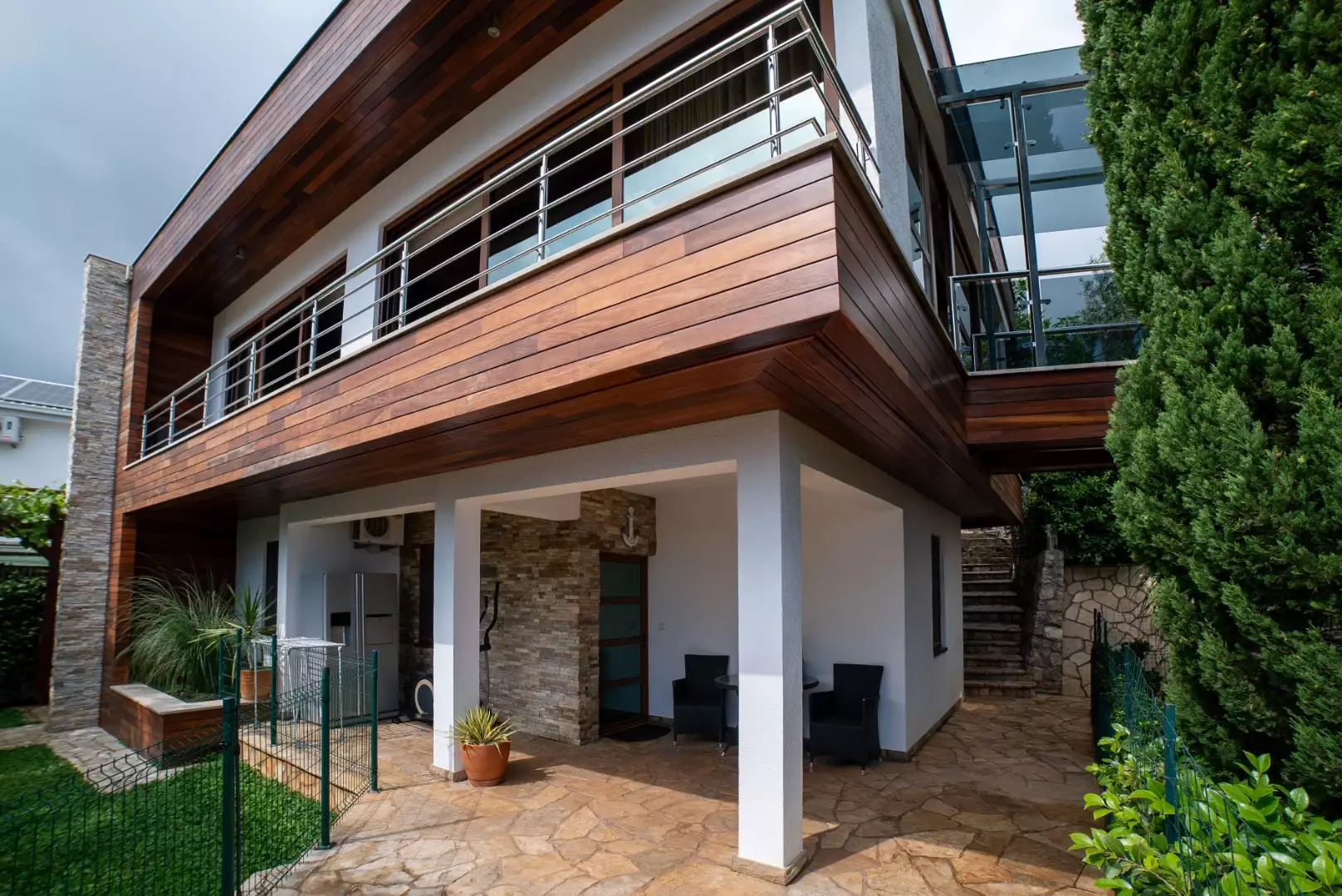 Hotels 435m² in Montenegro, Becici. Priced at 3700000€ rent photo-18