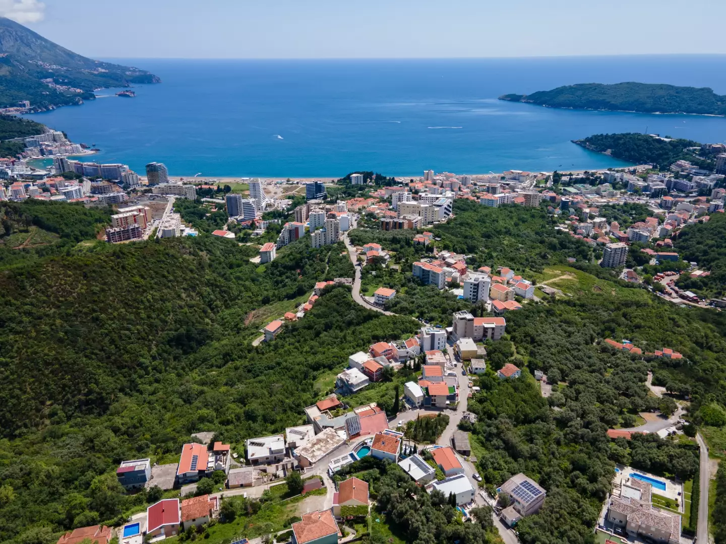 Hotels 435m² in Montenegro, Becici. Priced at 3700000€ rent photo-39