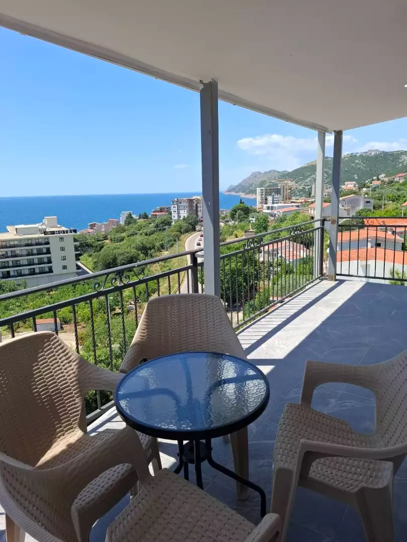 Flat 110m² in Montenegro, Dobra Voda. Priced at 240000€ rent photo-2