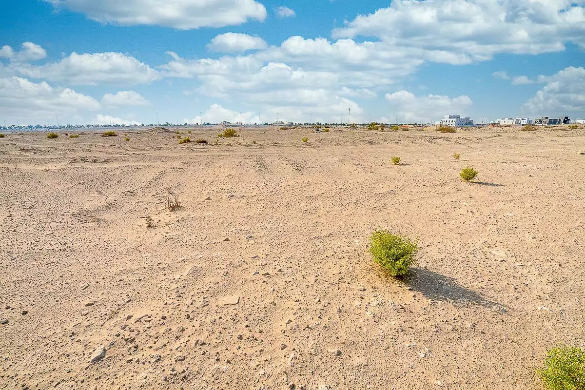 Land 360m² in UAE, Abu Dhabi. Priced at 603231€ rent photo-9