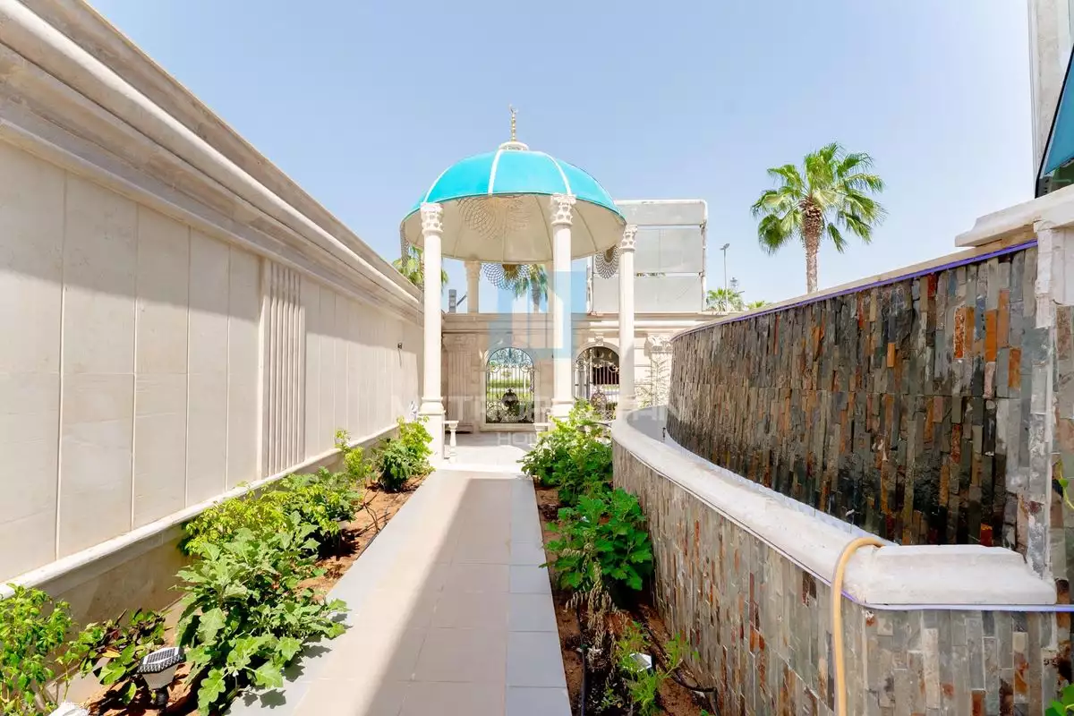 Villa 1364m² in UAE, Dubai. Priced at 10737766€ rent photo-17