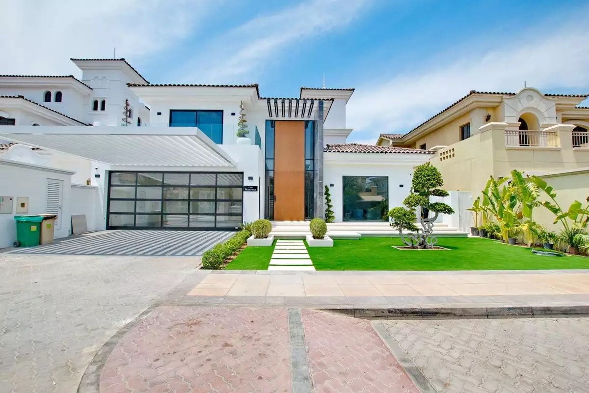 Villa 530m² in UAE, Dubai. Priced at 10737766€ rent photo-1
