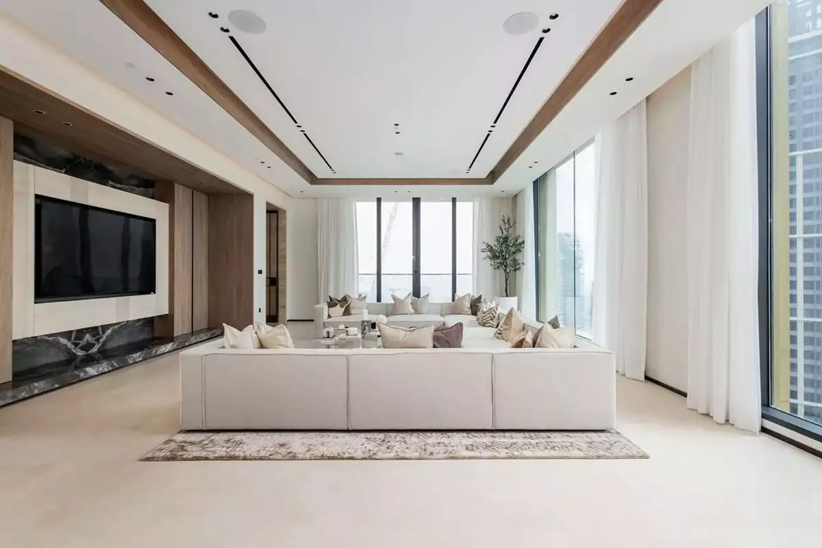 Flat 1026m² in UAE, Dubai. Priced at 21974964€ rent photo-4