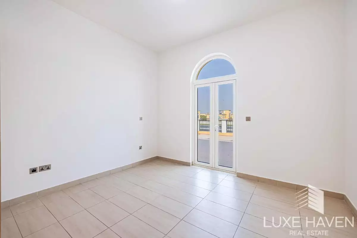 Villa 454m² in UAE, Dubai. Priced at 1398407€ rent photo-6