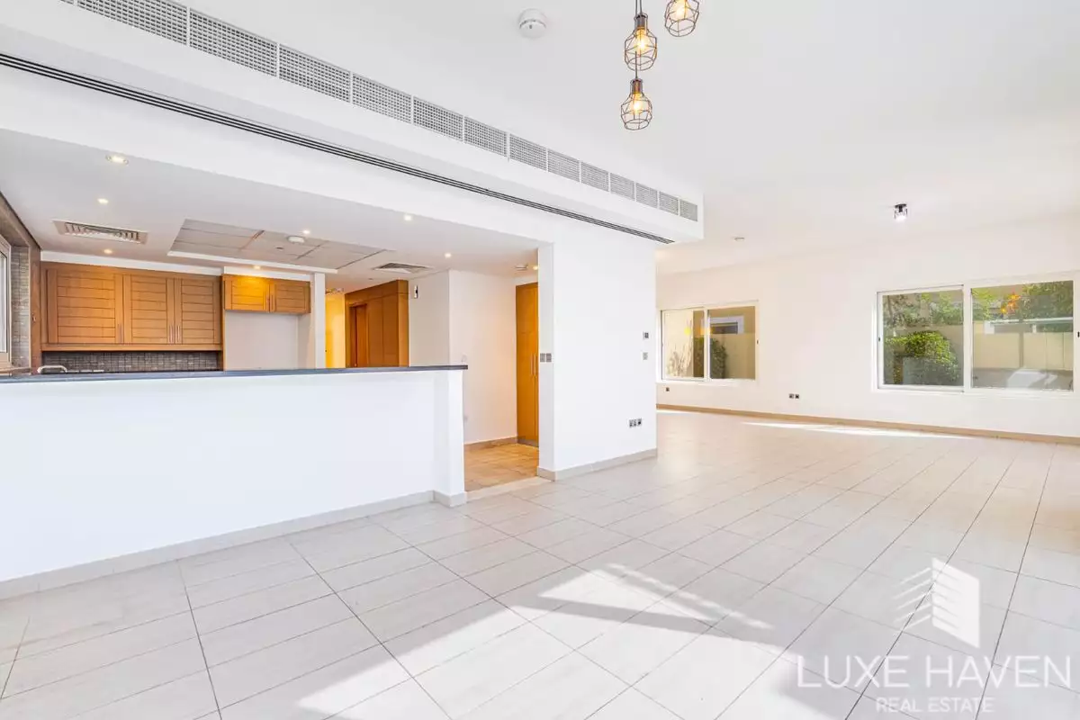 Villa 454m² in UAE, Dubai. Priced at 1398407€ rent photo-7