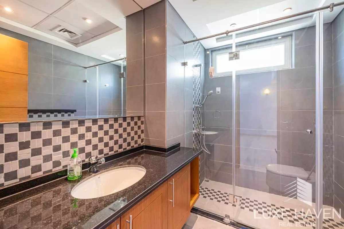 Villa 454m² in UAE, Dubai. Priced at 1398407€ rent photo-13