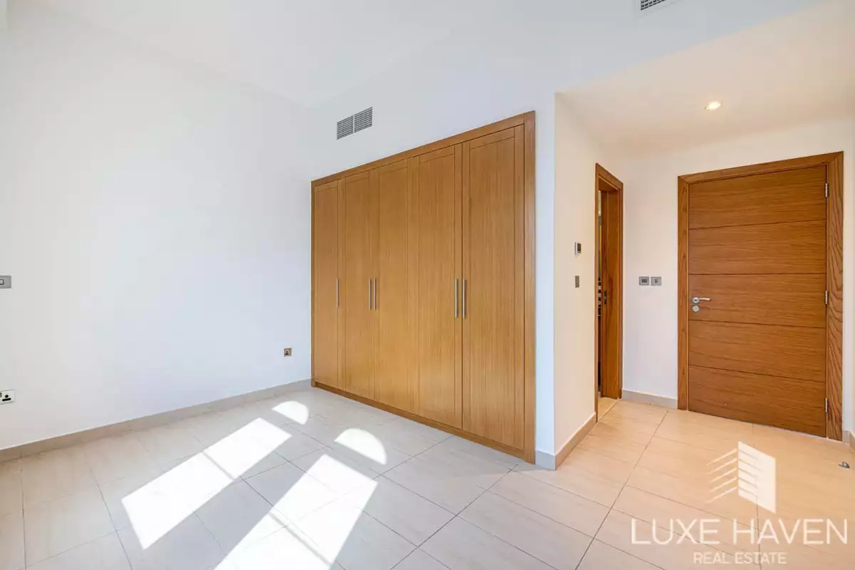 Villa 454m² in UAE, Dubai. Priced at 1398407€ rent photo-14