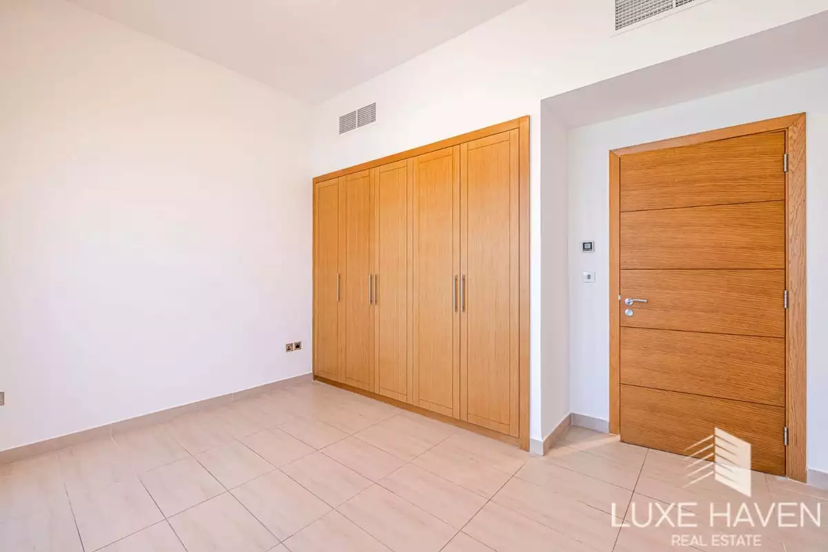 Villa 454m² in UAE, Dubai. Priced at 1398407€ rent photo-15