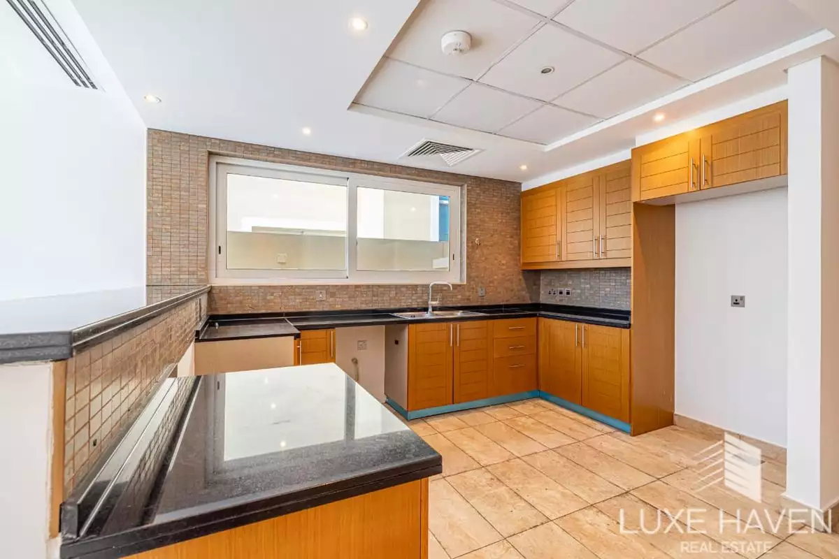 Villa 454m² in UAE, Dubai. Priced at 1398407€ rent photo-21