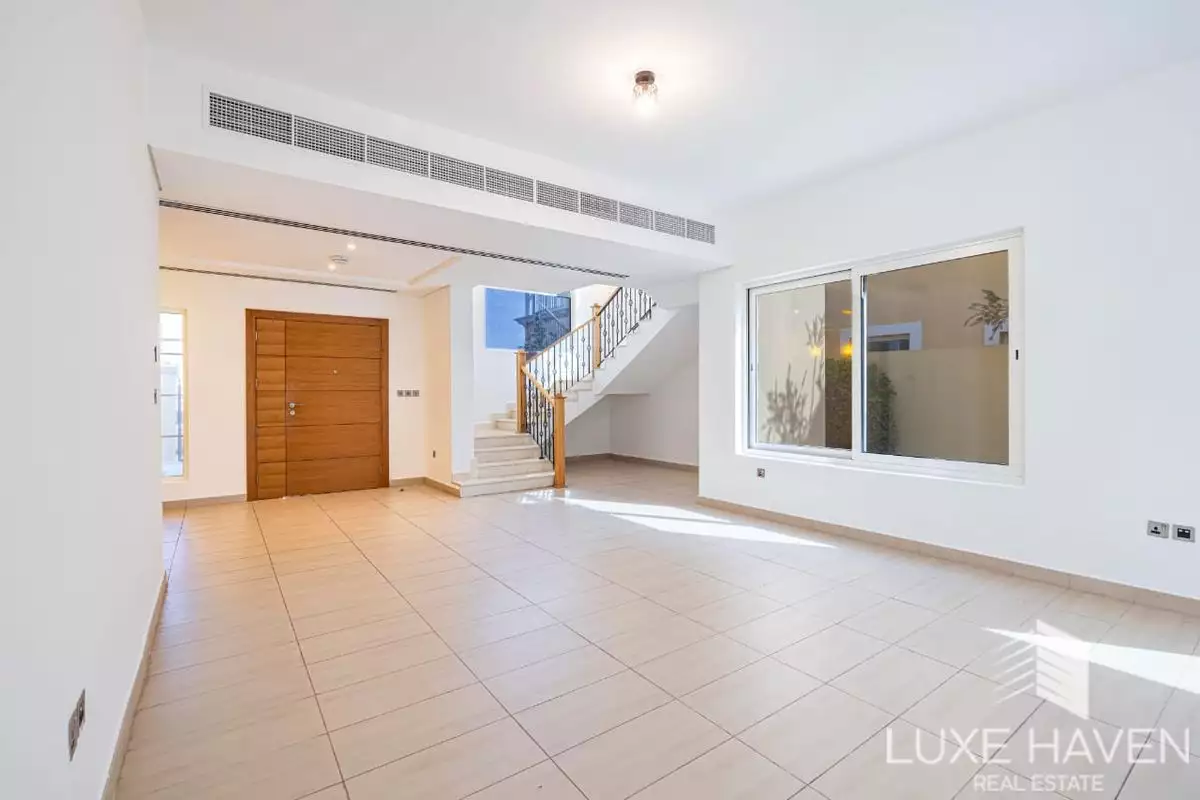 Villa 454m² in UAE, Dubai. Priced at 1398407€ rent photo-25