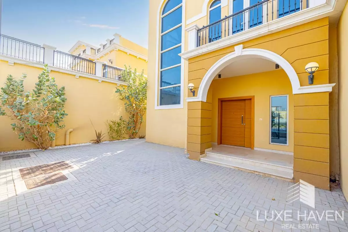 Villa 454m² in UAE, Dubai. Priced at 1398407€ rent photo-28