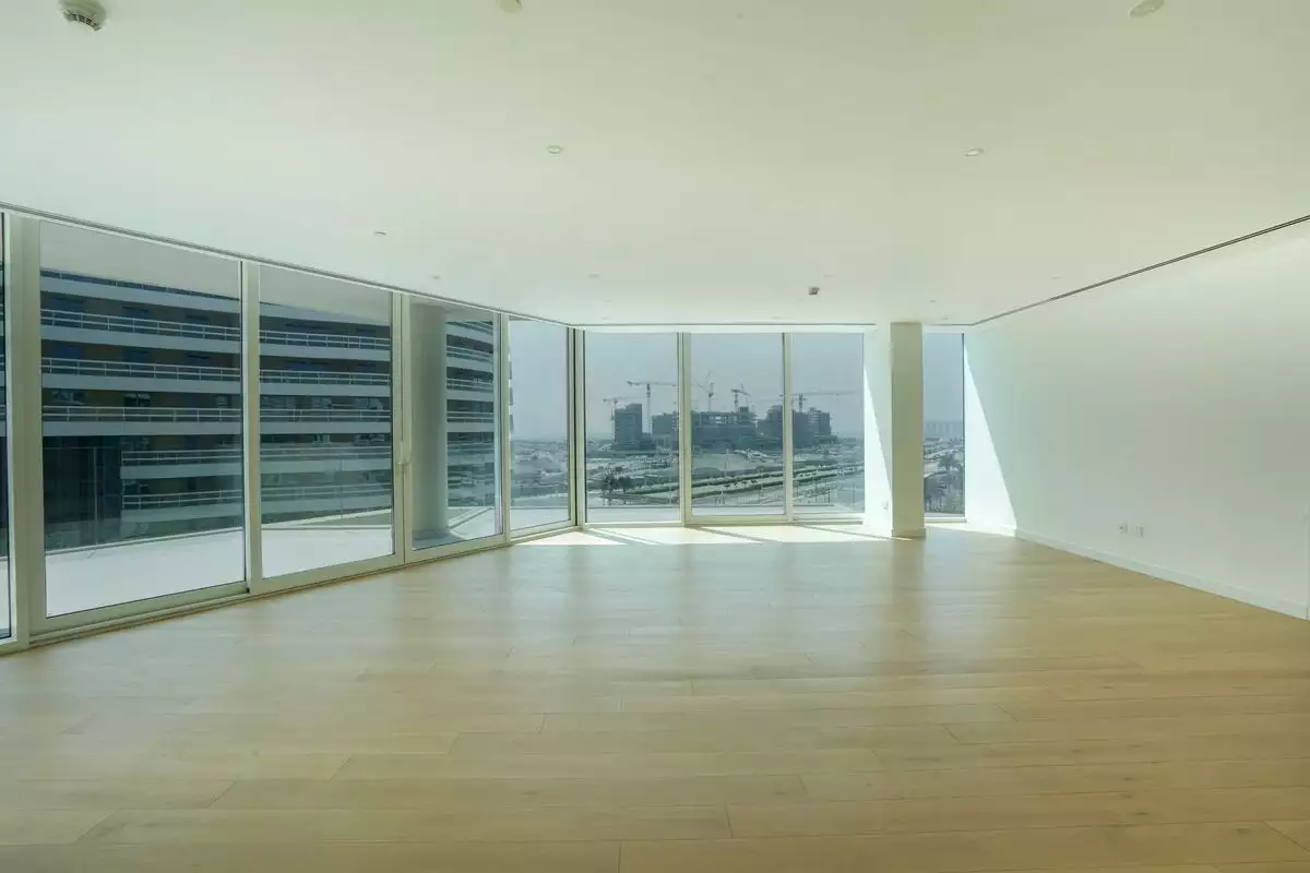 Flat 494m² in UAE, Abu Dhabi. Priced at 4632567€ rent photo-4