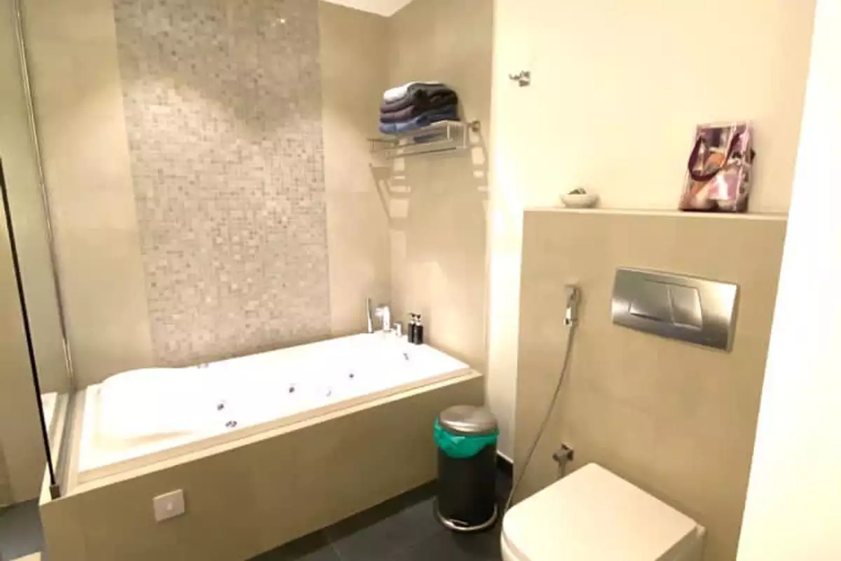Flat 161m² in UAE, Dubai. Priced at 549374€ rent photo-17