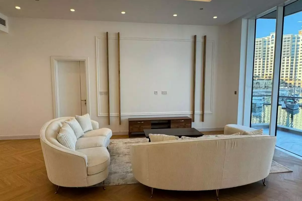 Flat 210m² in UAE, Dubai. Priced at 1847895€ rent photo-3