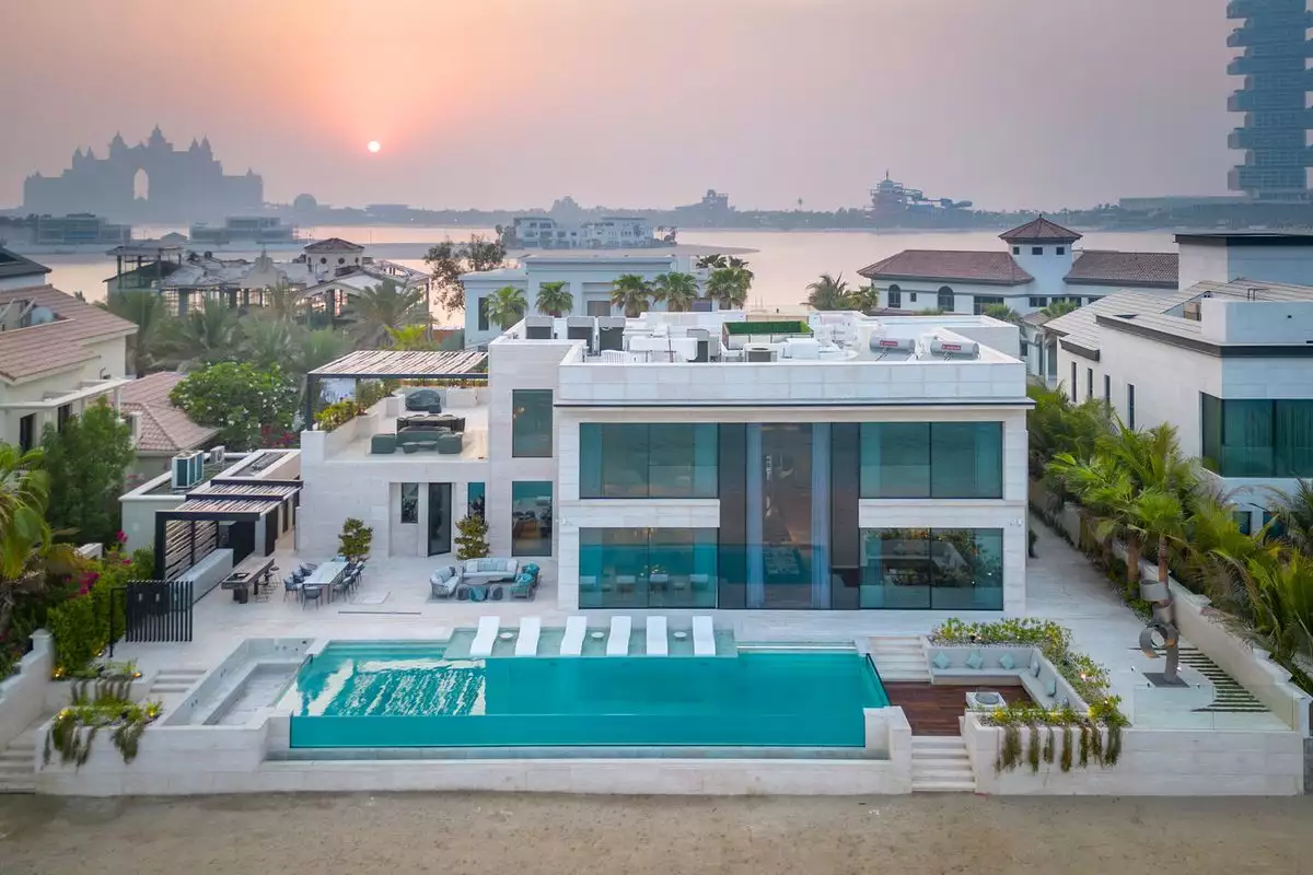 Villa 872m² in UAE, Dubai. Priced at 37457325€ rent photo-26