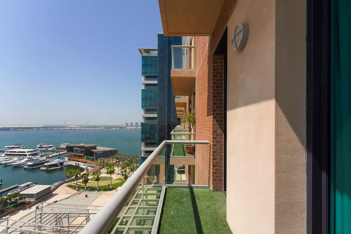 Flat 128m² in UAE, Abu Dhabi. Priced at 536888€ rent photo-19