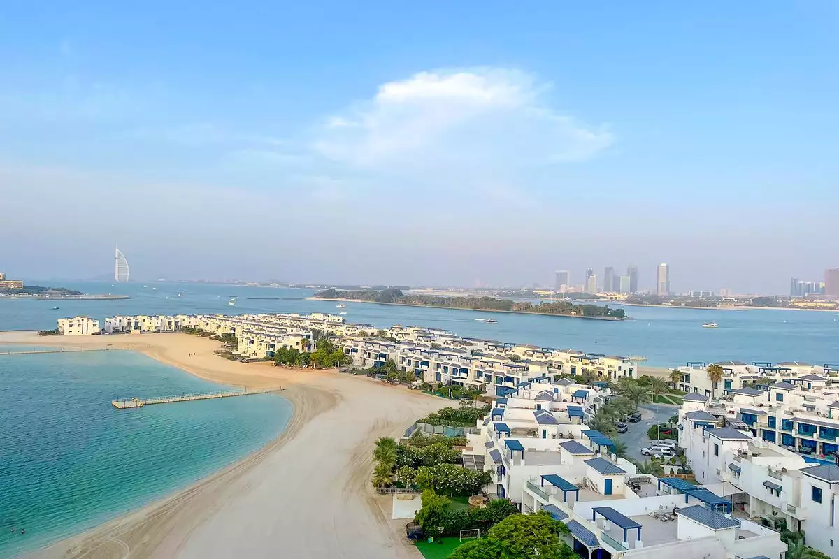 Flat 144m² in UAE, Dubai. Priced at 1338297€ rent photo-1