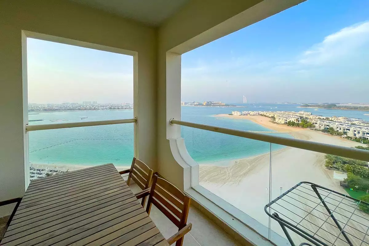 Flat 144m² in UAE, Dubai. Priced at 1338297€ rent photo-3