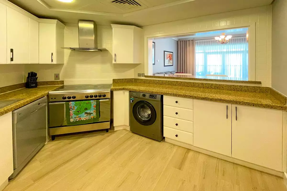Flat 144m² in UAE, Dubai. Priced at 1338297€ rent photo-12