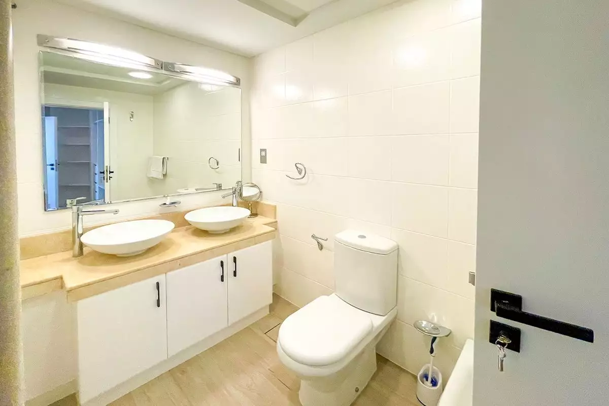 Flat 144m² in UAE, Dubai. Priced at 1338297€ rent photo-16
