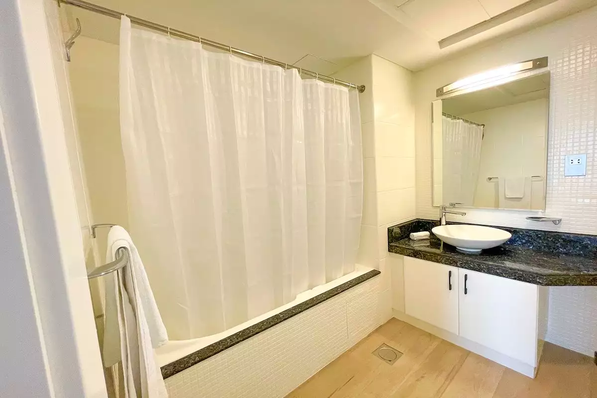 Flat 144m² in UAE, Dubai. Priced at 1338297€ rent photo-19