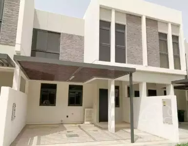 Buy in UAE for 524403€