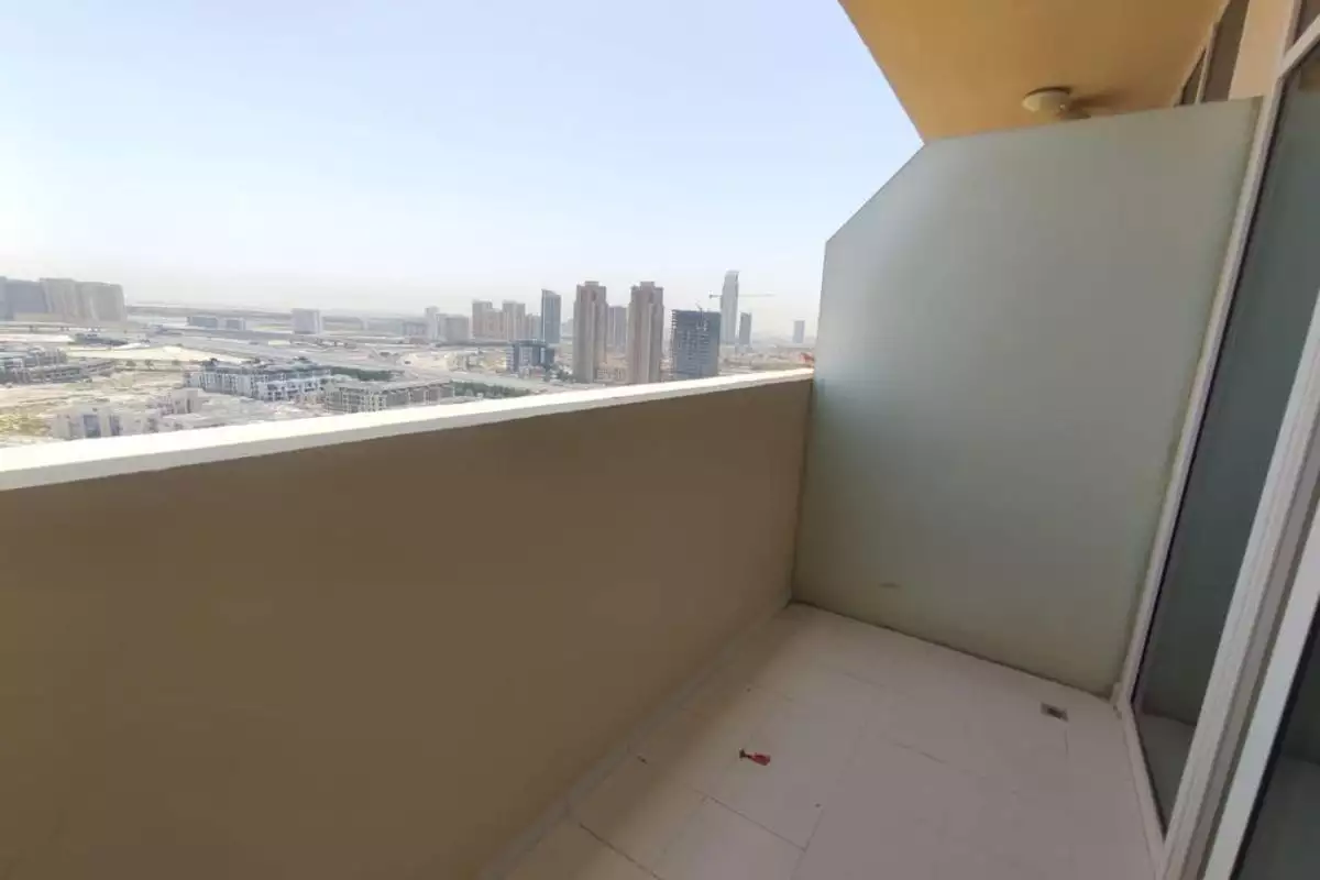 Flat 63m² in UAE, Dubai. Priced at 197275€ rent photo-3