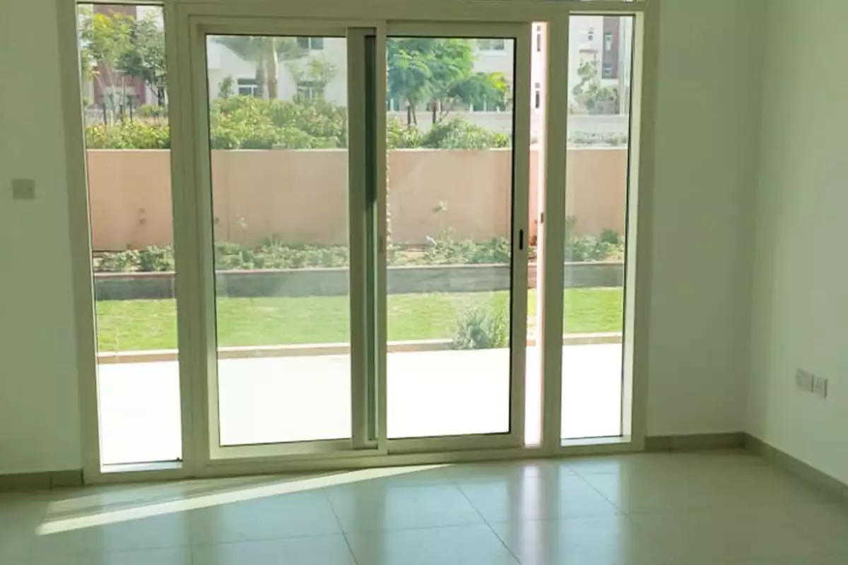 Flat 93m² in UAE, Abu Dhabi. Priced at 137344€ rent photo-1