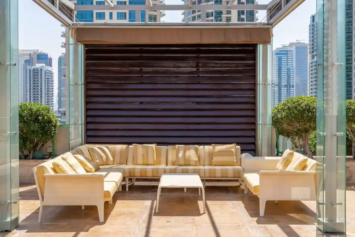 Flat 110m² in UAE, Dubai. Priced at 549374€ rent photo-11