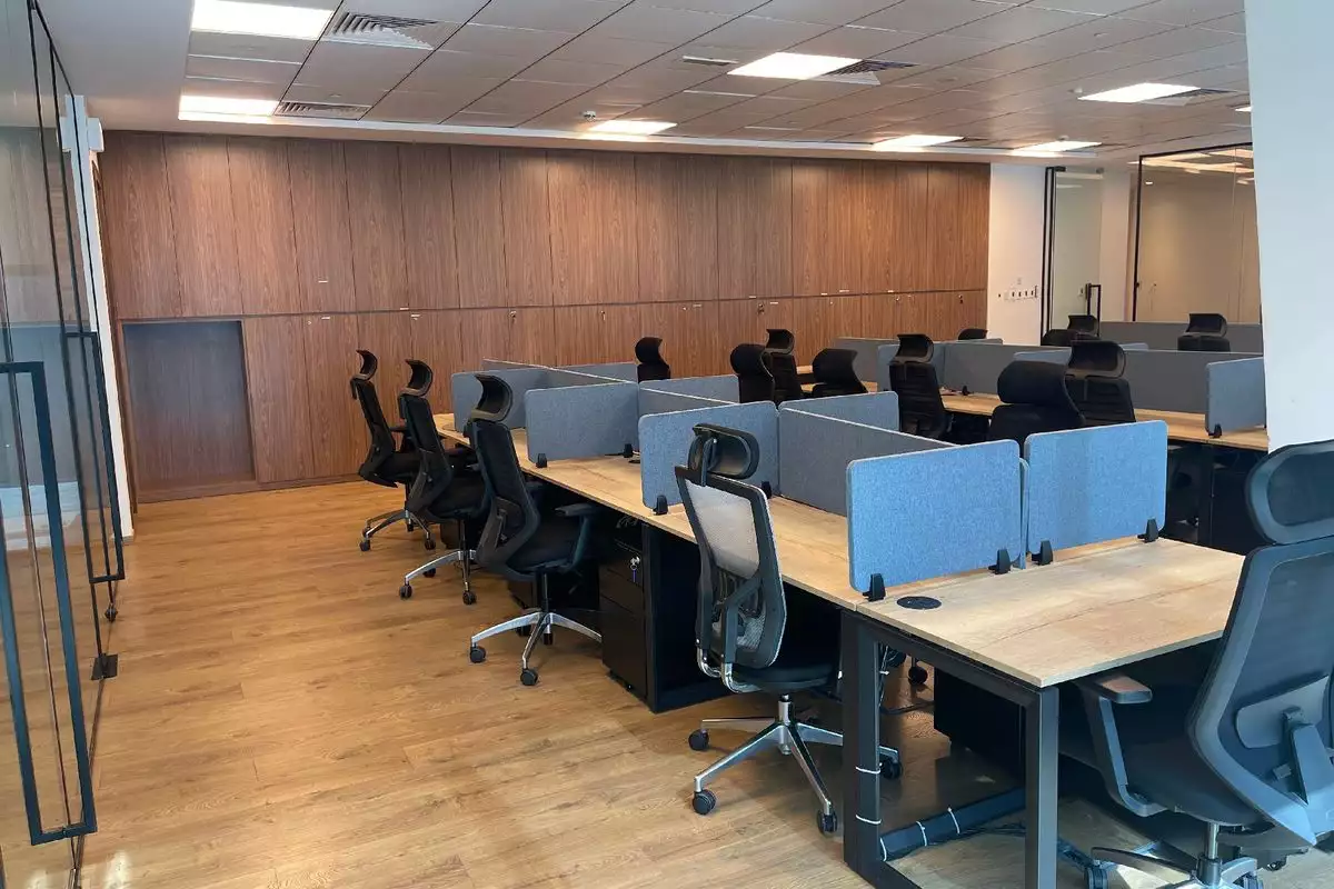 Other Properties 190m² in UAE, Dubai. Priced at 2309868€ rent photo-3