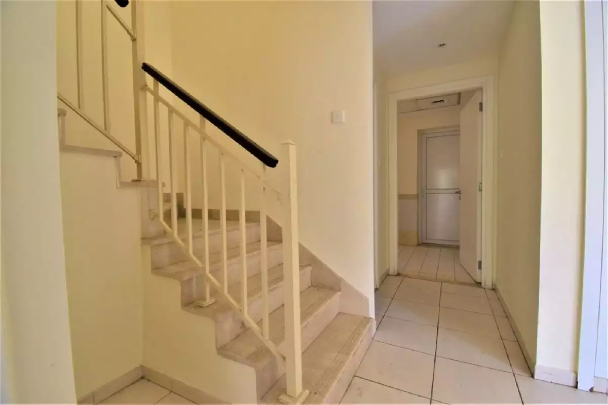 Townhouse 329m² in UAE, Dubai. Priced at 1048805€ rent photo-11