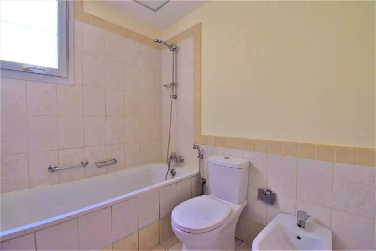 Townhouse 329m² in UAE, Dubai. Priced at 1048805€ rent photo-19