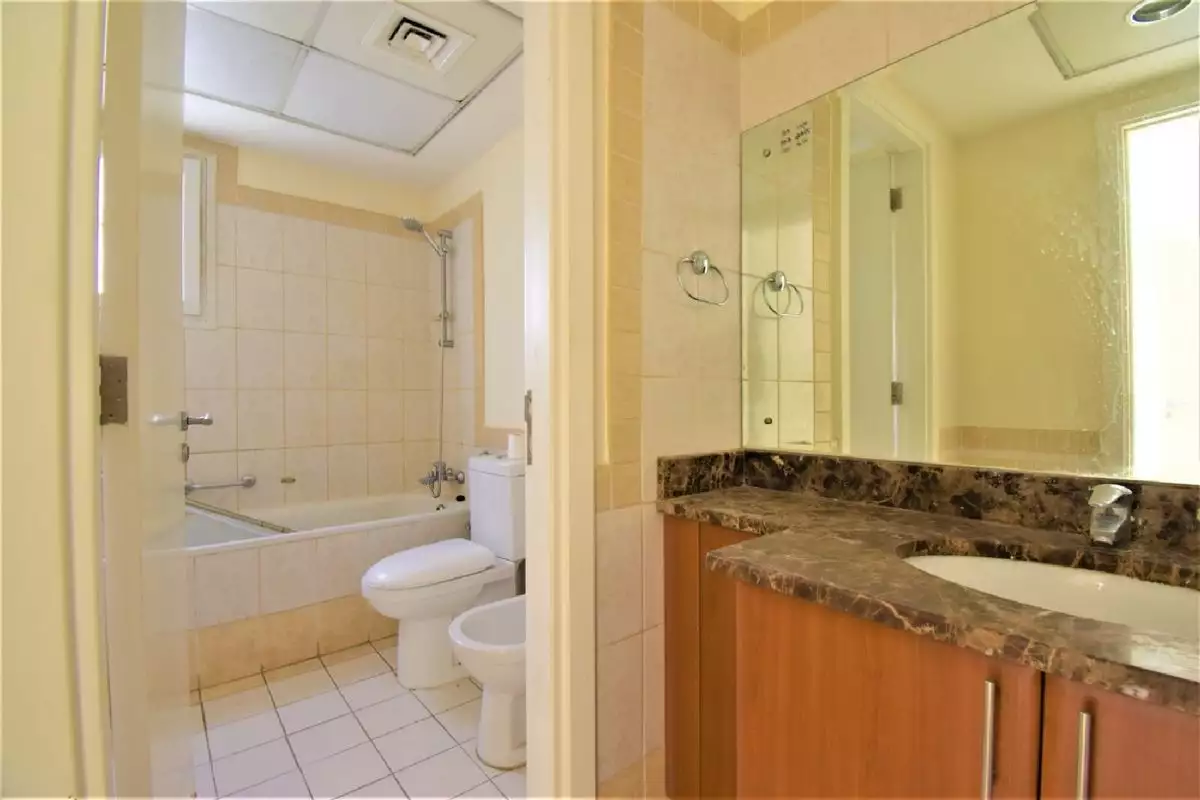 Townhouse 329m² in UAE, Dubai. Priced at 1048805€ rent photo-20