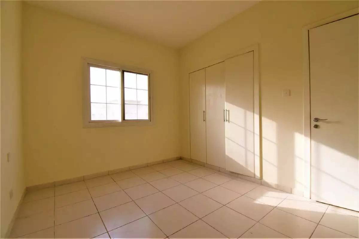 Townhouse 329m² in UAE, Dubai. Priced at 1048805€ rent photo-21