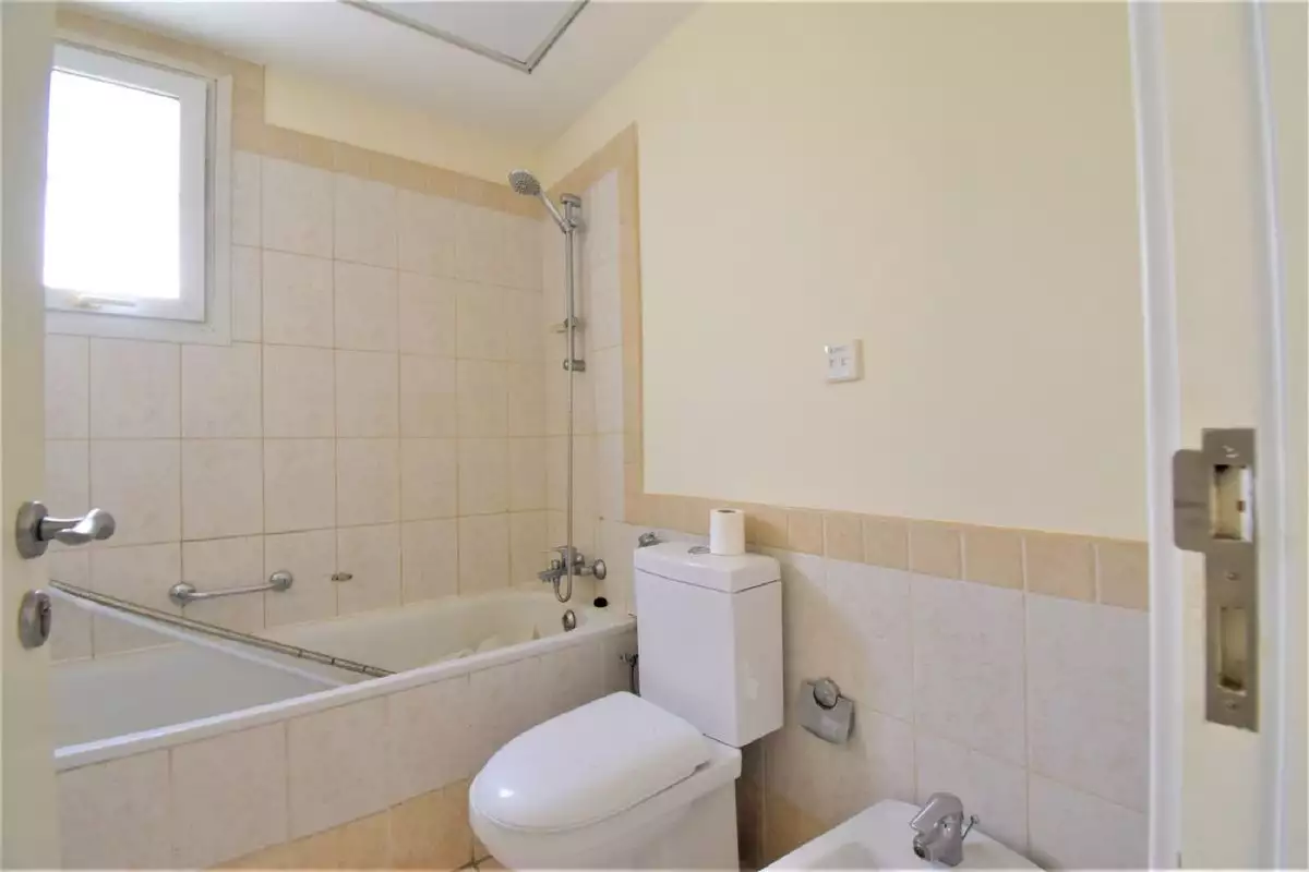 Townhouse 329m² in UAE, Dubai. Priced at 1048805€ rent photo-22