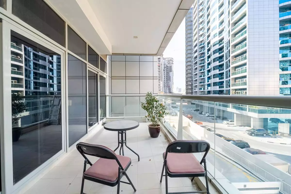 Flat 86m² in UAE, Dubai. Priced at 223015€ rent photo-3