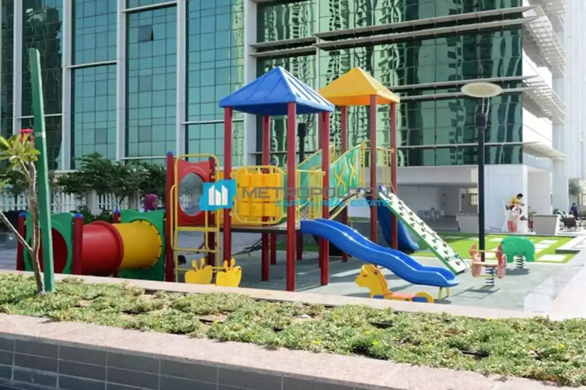 Flat 204m² in UAE, Abu Dhabi. Priced at 574346€ rent photo-2
