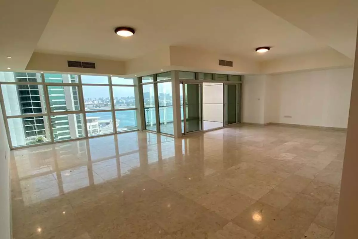 Flat 204m² in UAE, Abu Dhabi. Priced at 574346€ rent photo-3