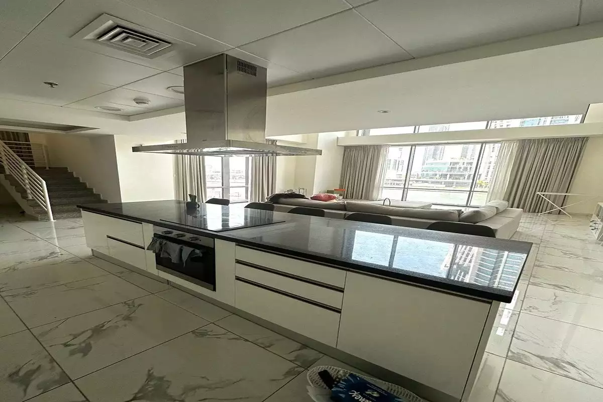 Flat 188m² in UAE, Dubai. Priced at 886490€ rent photo-2