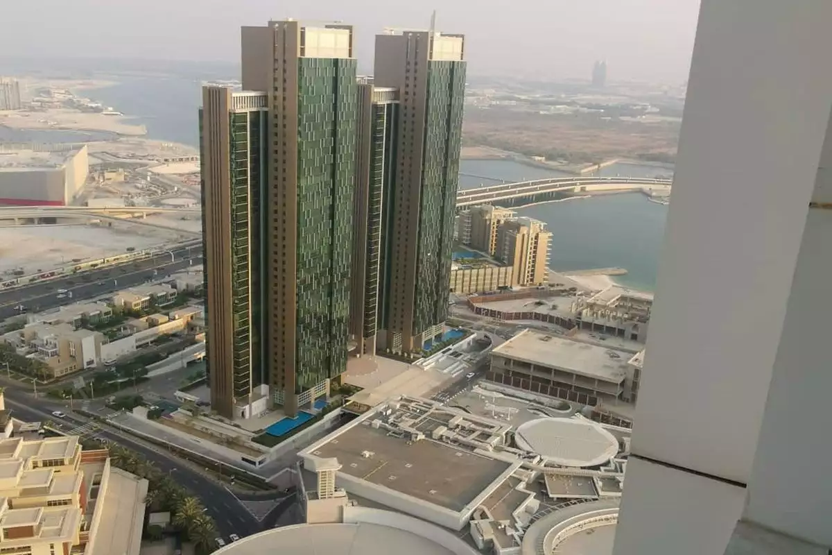 Flat 102m² in UAE, Abu Dhabi. Priced at 226752€ rent photo-3
