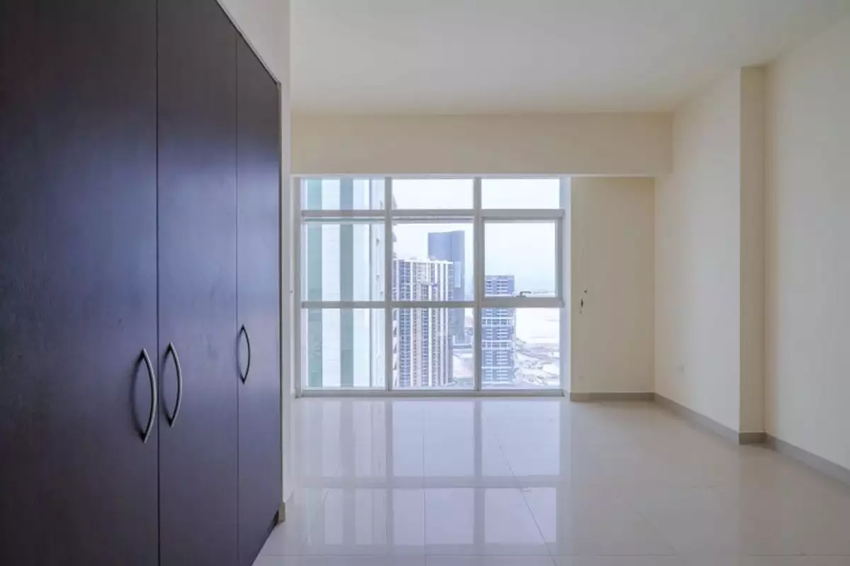 Flat 102m² in UAE, Abu Dhabi. Priced at 226752€ rent photo-6