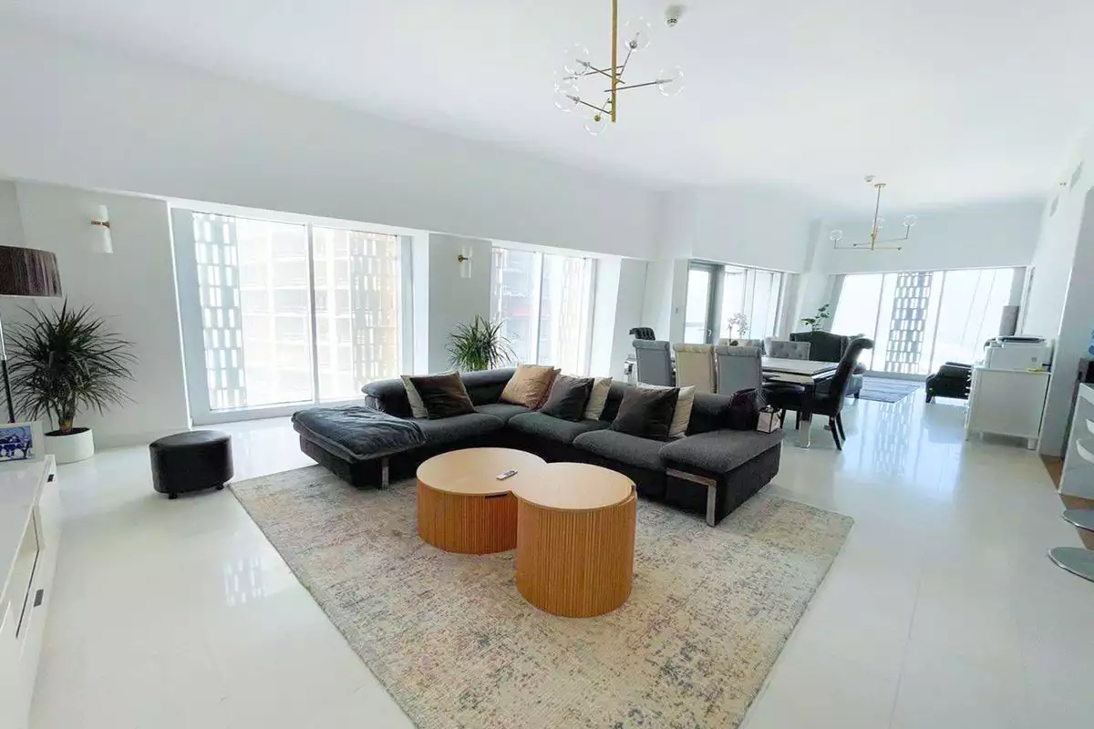 Flat 242m² in UAE, Dubai. Priced at 1623151€ rent photo-5