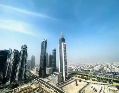 Buy in UAE for 449488€
