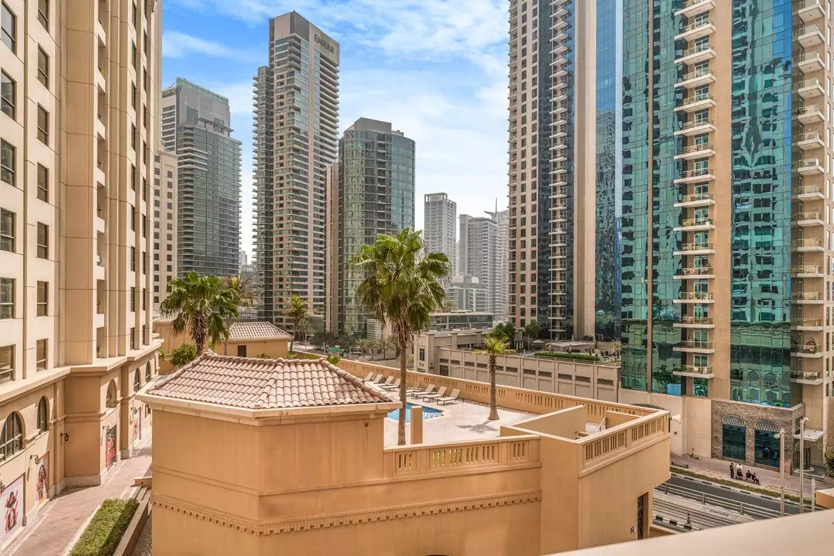 Flat 248m² in UAE, Dubai. Priced at 1698065€ rent photo-1