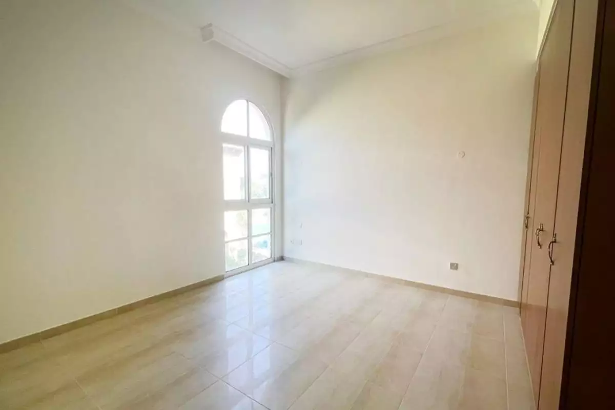 Villa 754m² in UAE, Dubai. Priced at 3995448€ rent photo-12