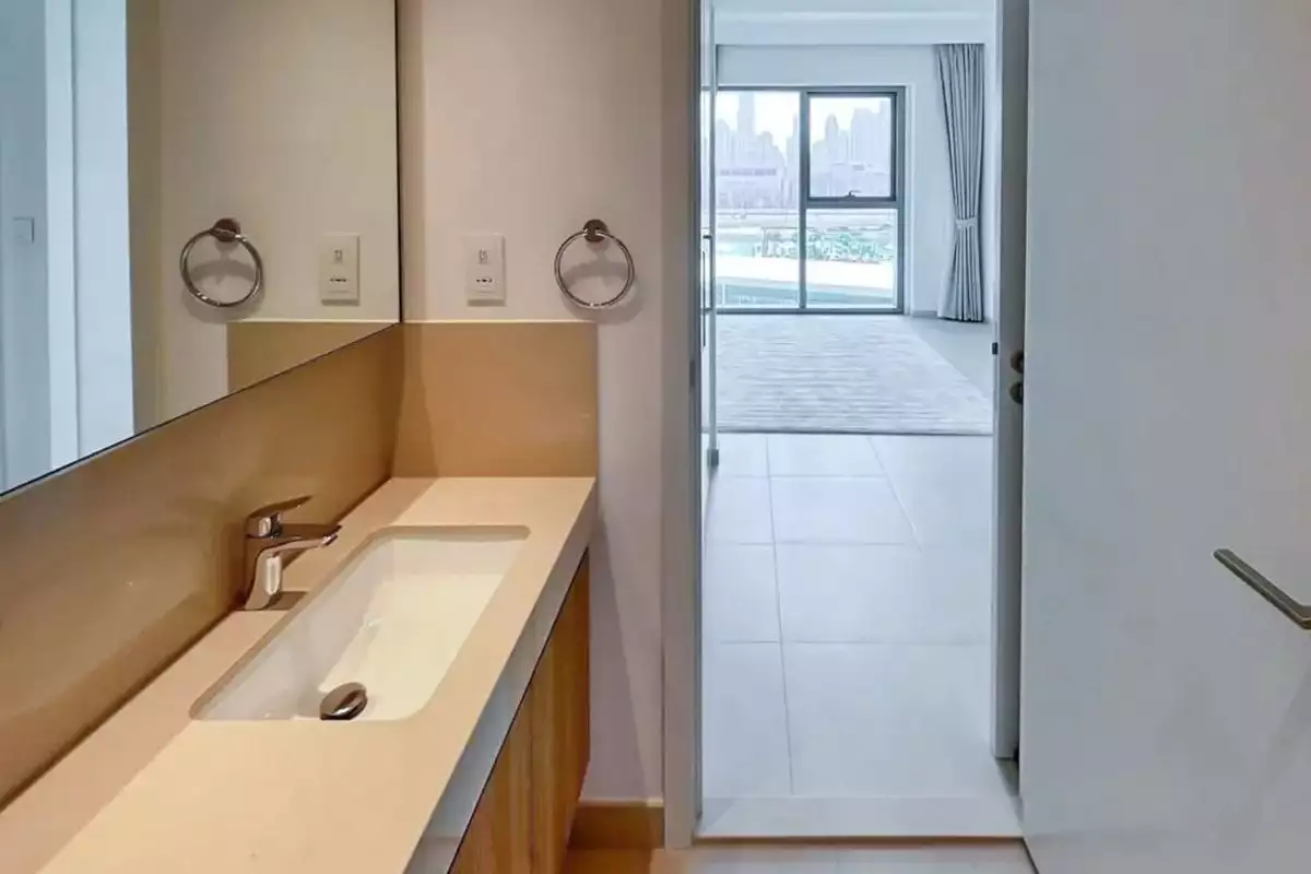 Flat 102m² in UAE, Dubai. Priced at 839044€ rent photo-3