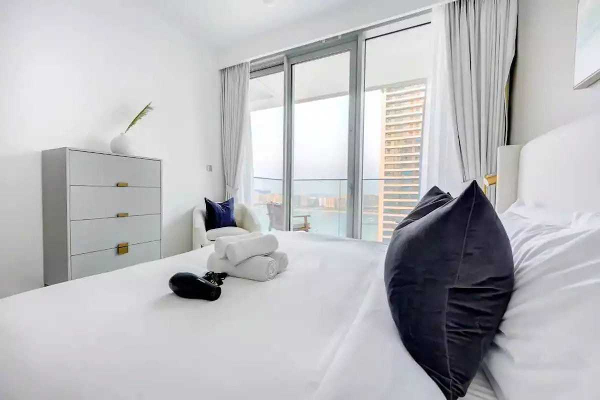 Flat 167m² in UAE, Dubai. Priced at 2622013€ rent photo-13