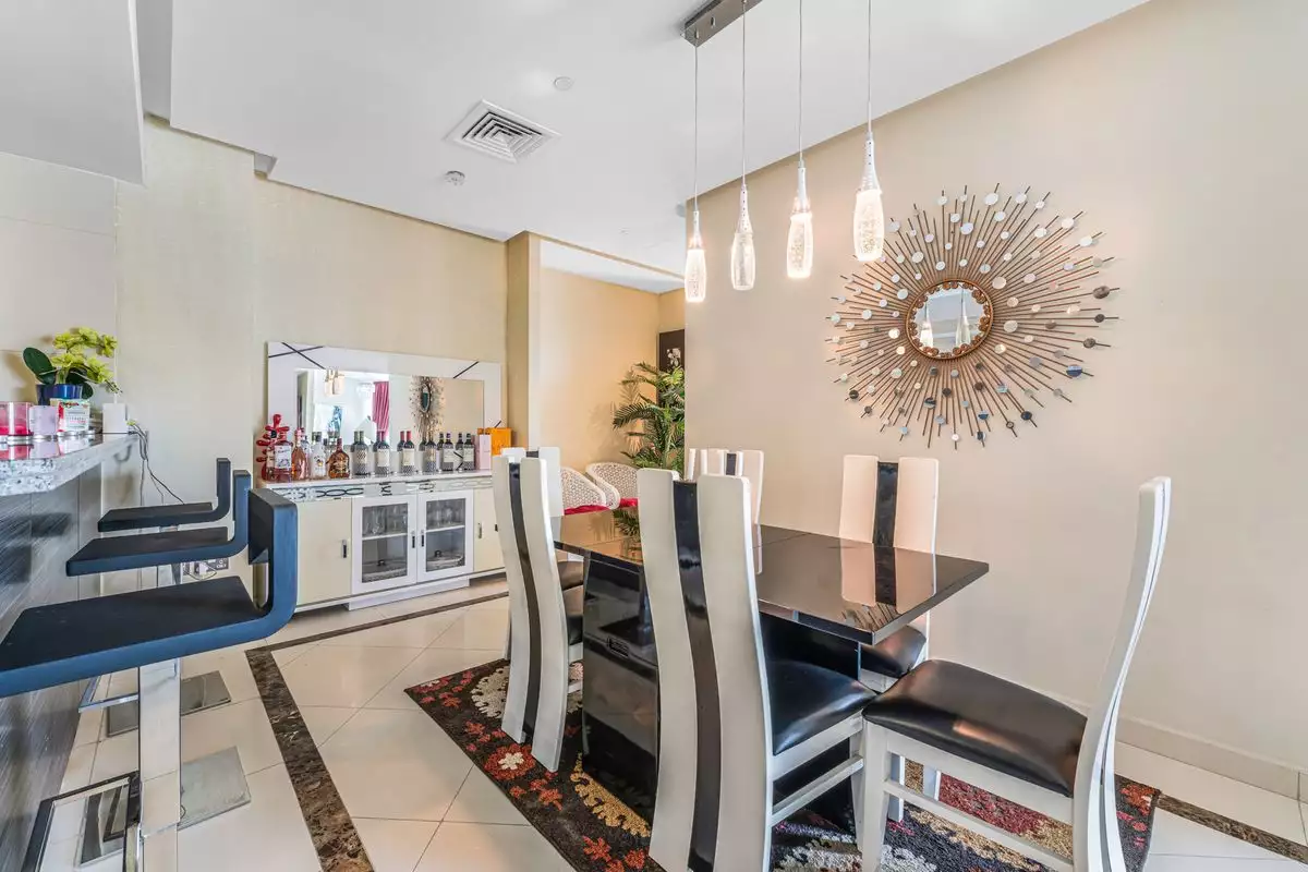 Flat 199m² in UAE, Dubai. Priced at 749146€ rent photo-4