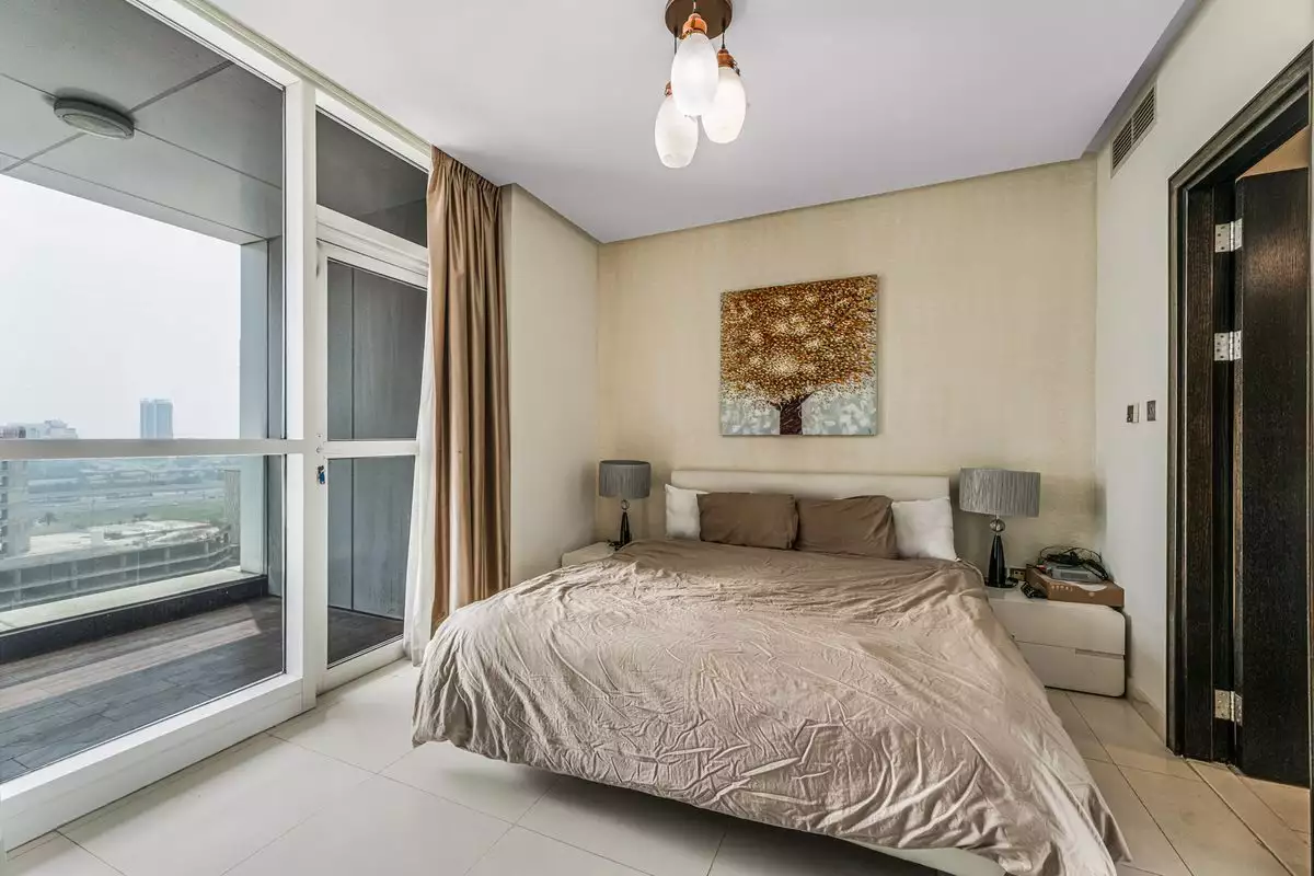 Flat 199m² in UAE, Dubai. Priced at 749146€ rent photo-8